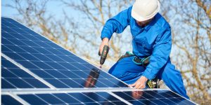 Installation Maintenance Panneaux Solaires Photovoltaïques à Tollevast